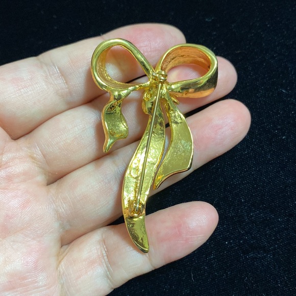 🖤Vtg💕Black and gold ribbon brooch - Picture 7 of 9